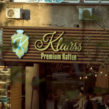 アパート Maxxy ブカレスト